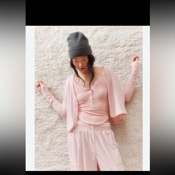 Urban Outfitters Sweaters - Urban Outfitters Out From Under BouncePlush Chloe Button-Up Top
Pink
Size Small